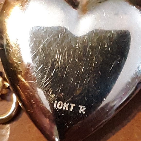 10k rose gold Mom heart locker - Picture 2 of 3